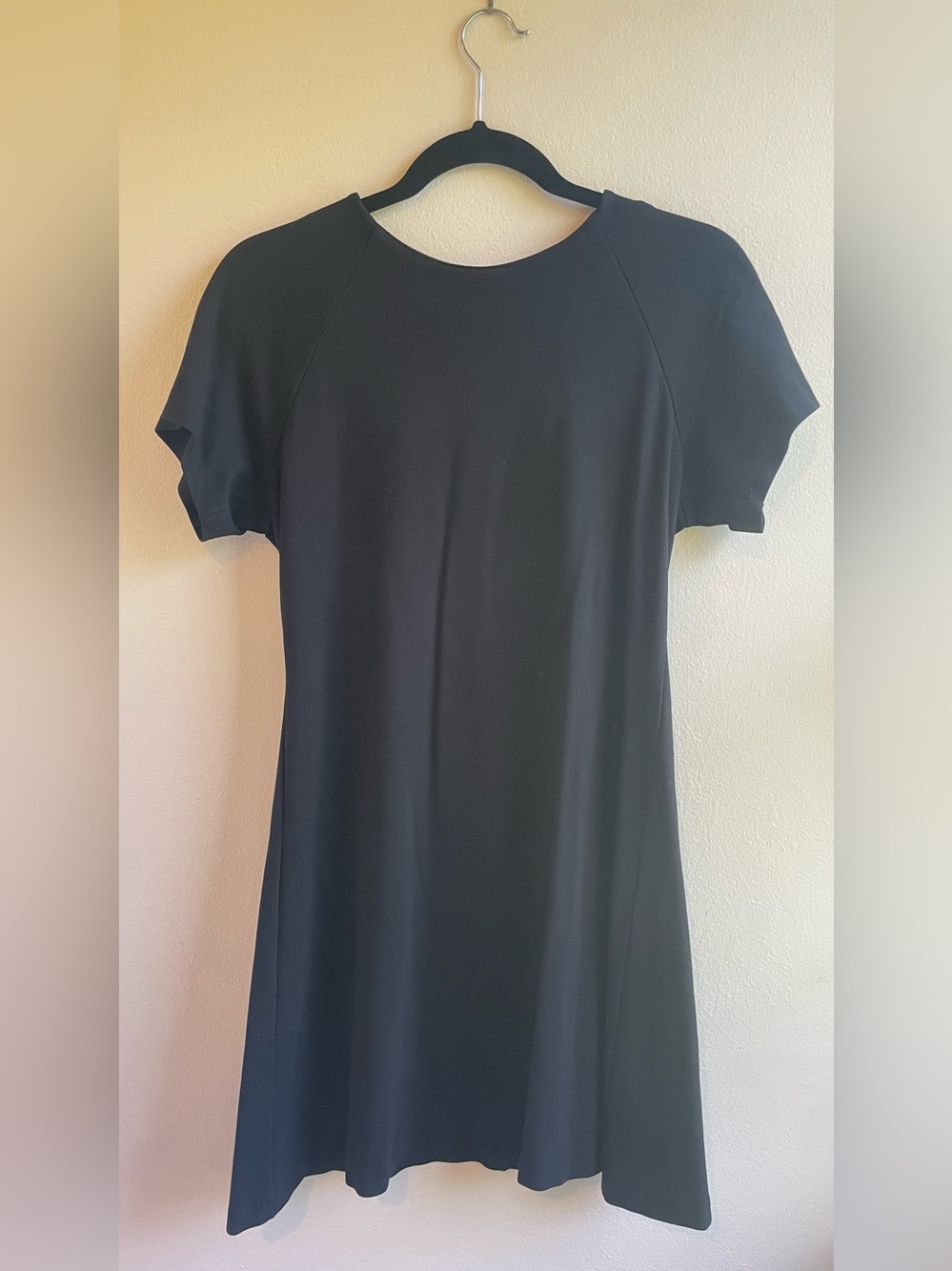 Uniqlo Black Ponte Short Sleeve Fit and Flare Dress Raglan Back Zip M